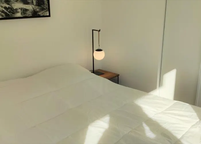 Dana Centre 23 Apartment